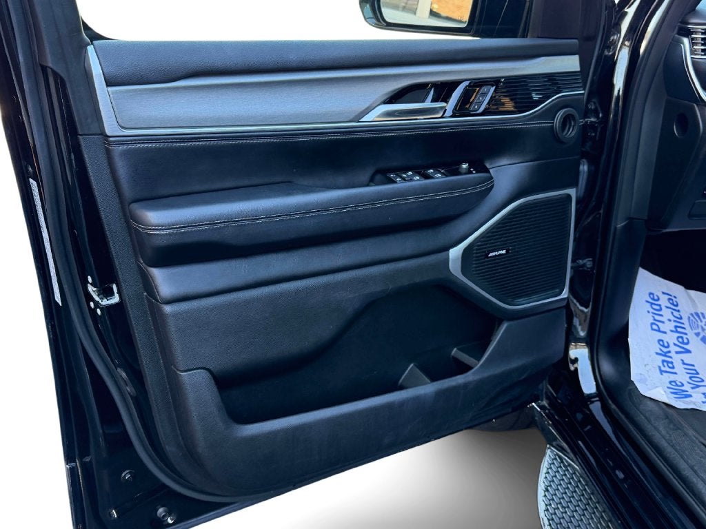 2023 Jeep Wagoneer Series II