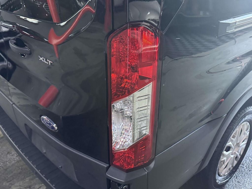 2025 Ford Transit-350 XLT