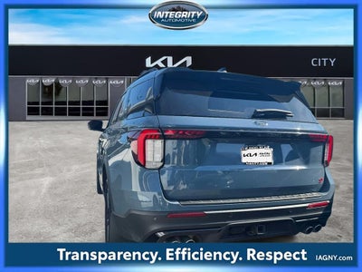 2025 Ford Explorer ST