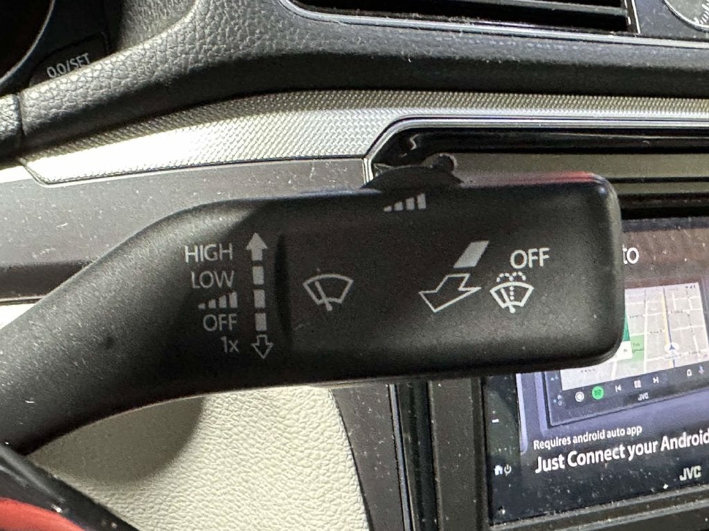 2016 Volkswagen Passat 1.8T R-Line