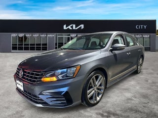 2016 Volkswagen Passat 1.8T R-Line