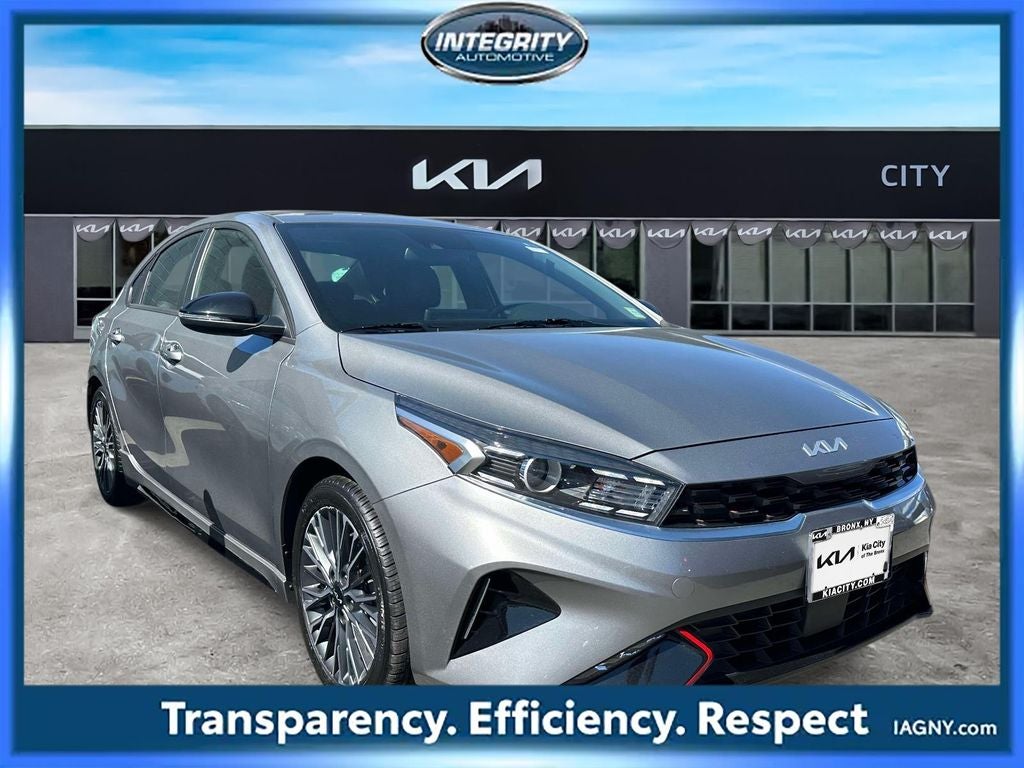 2024 Kia Forte GT-Line AT's photo
