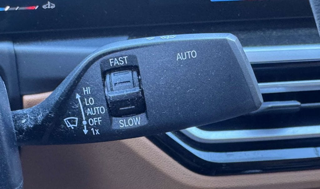 2023 BMW 3 Series 330i