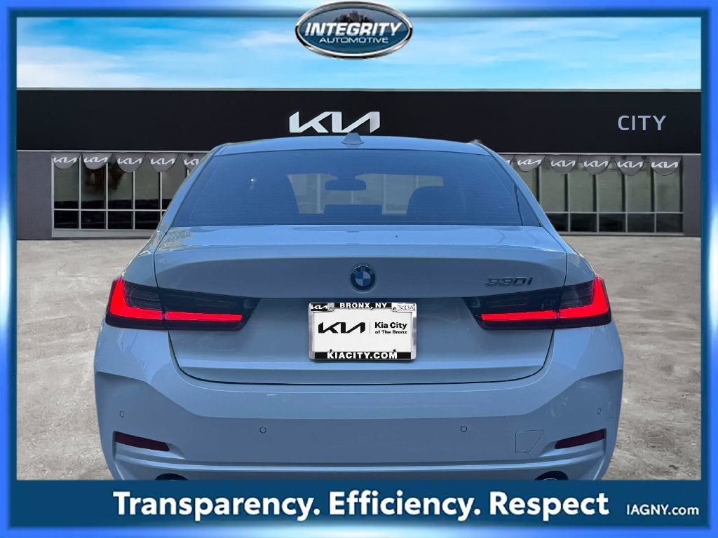 2023 BMW 3 Series 330i