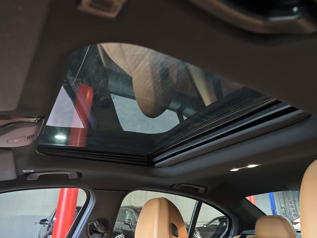 2023 BMW 3 Series 330i xDrive