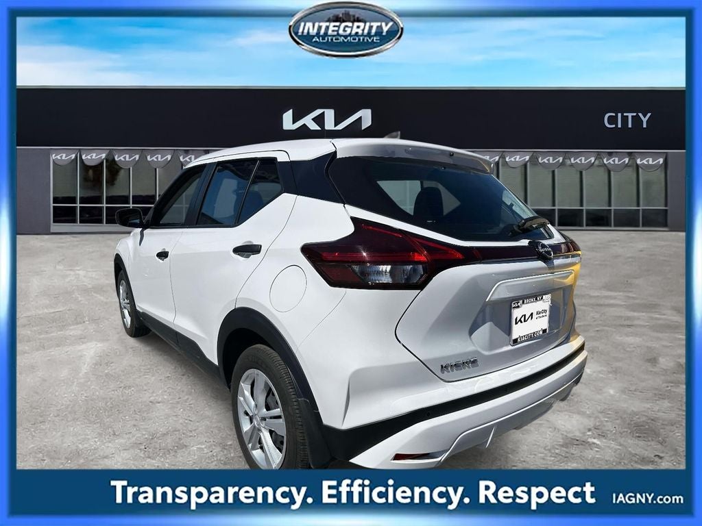 2024 Nissan Kicks S