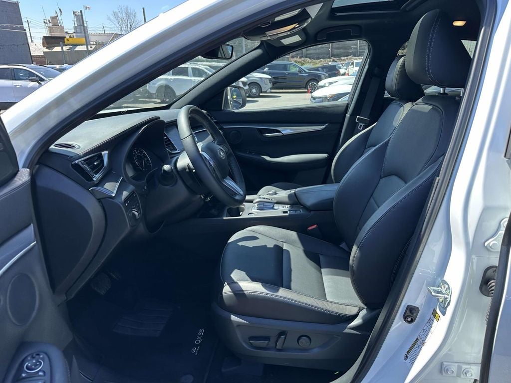 2025 INFINITI QX55 LUXE