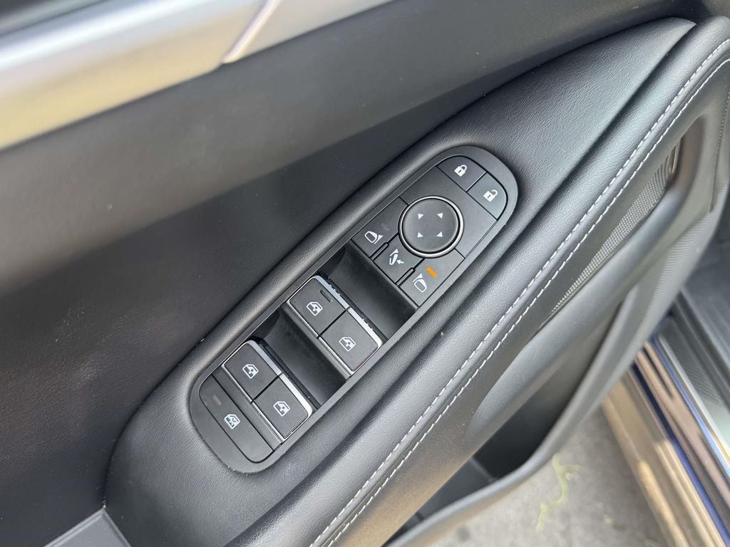 2025 INFINITI QX60 PURE