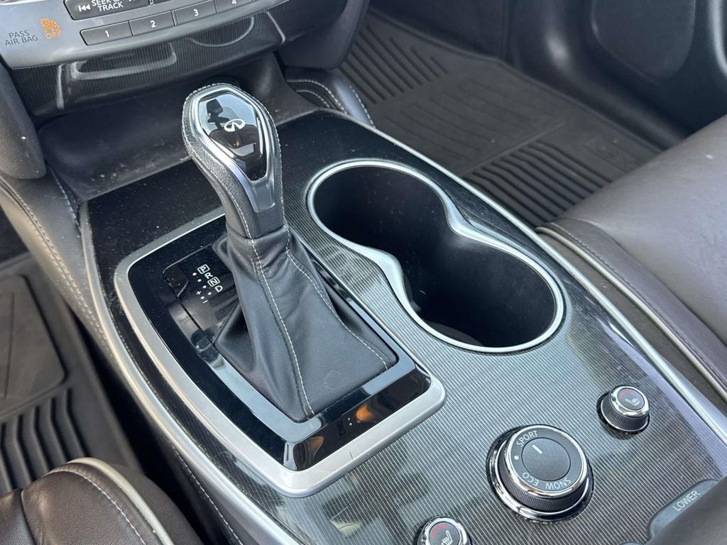 2019 INFINITI QX60 LUXE