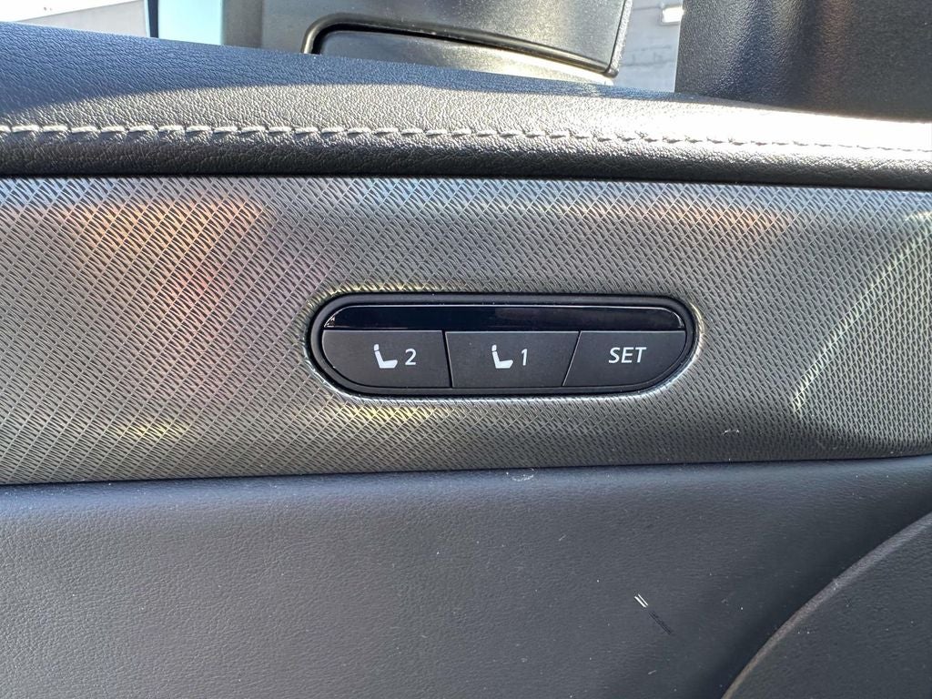 2024 INFINITI QX60 LUXE