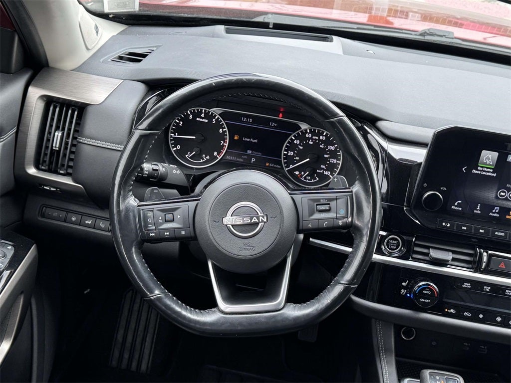 2022 Nissan Pathfinder Platinum