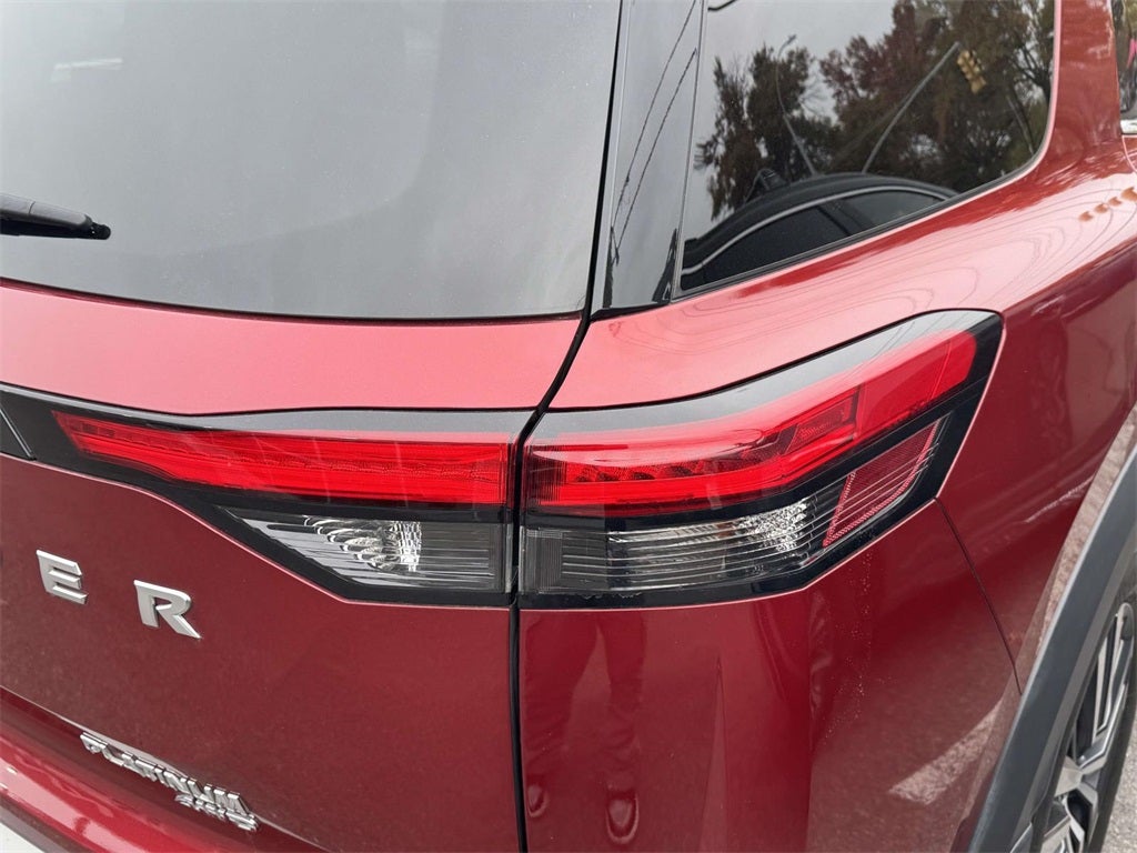 2022 Nissan Pathfinder Platinum