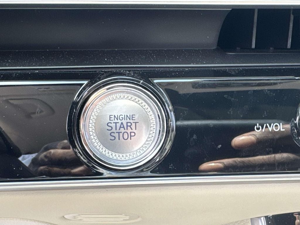 2026 Genesis GV70 2.5T Select