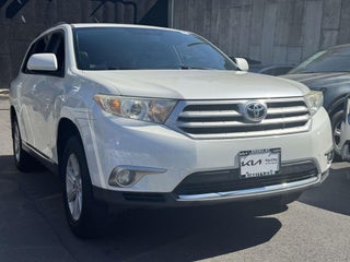 2012 Toyota Highlander SE