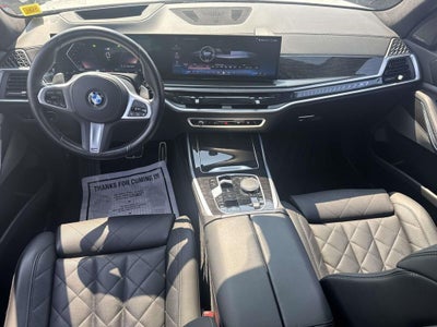 2025 BMW X7 xDrive40i