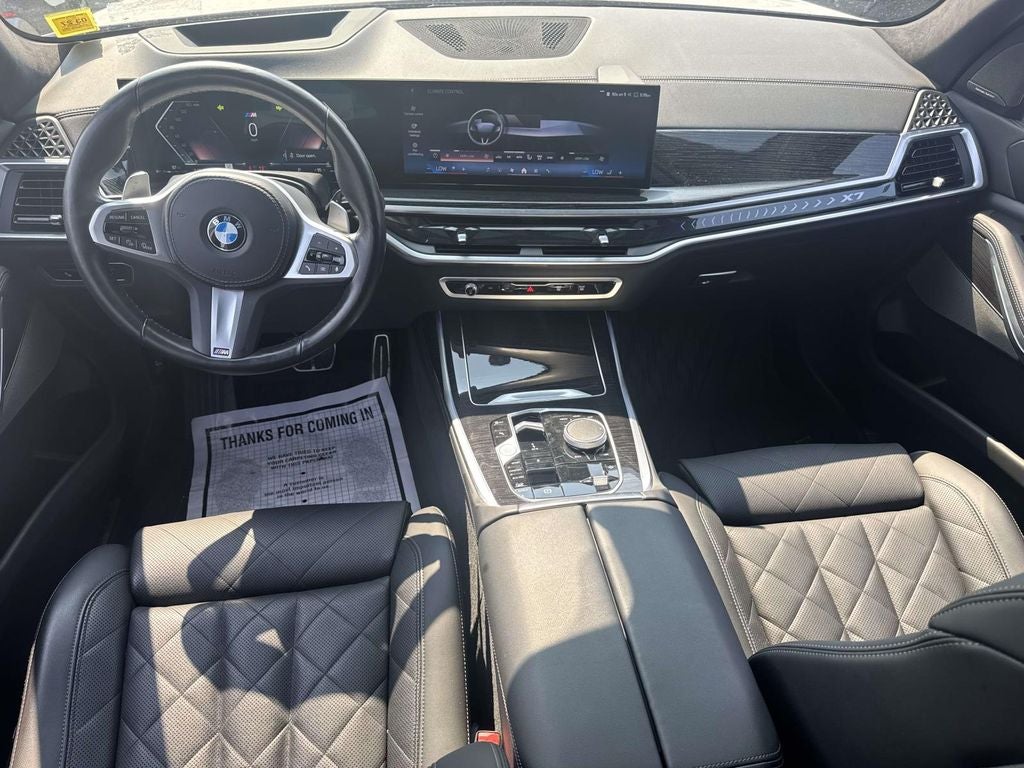 2025 BMW X7 xDrive40i