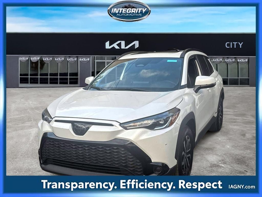 2024 Toyota Corolla Cross Hybrid SE