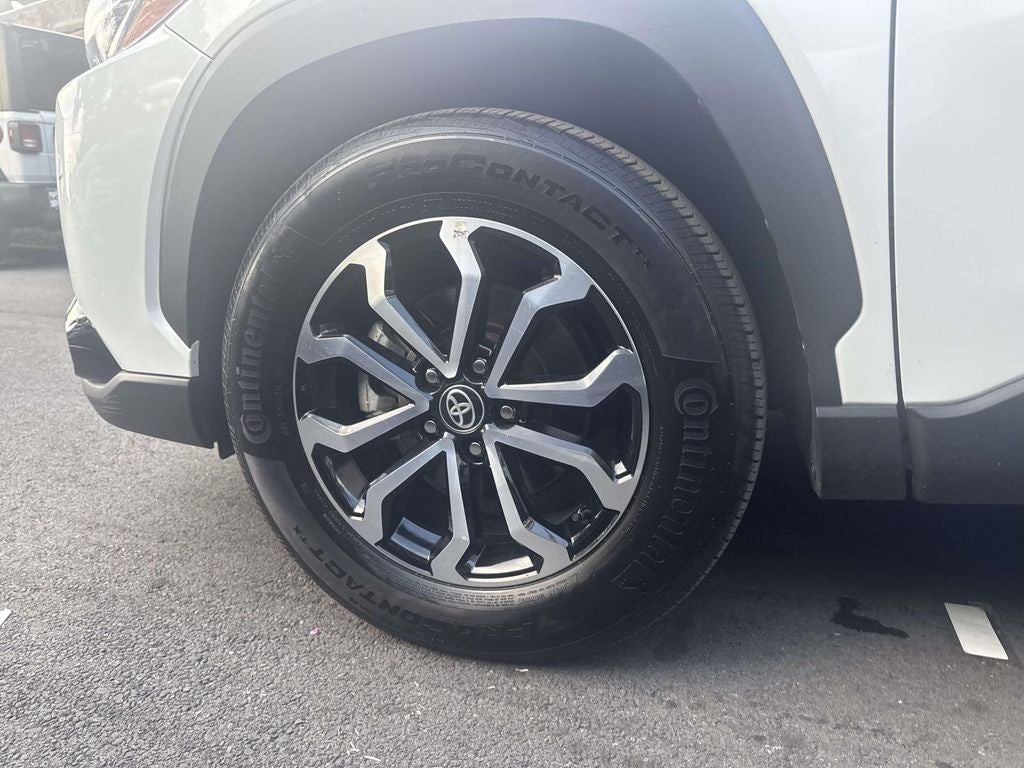 2024 Toyota Corolla Cross Hybrid SE