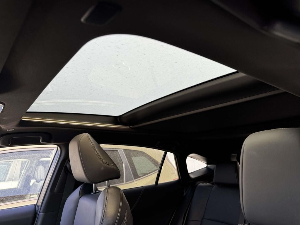 2023 Toyota Venza Nightshade