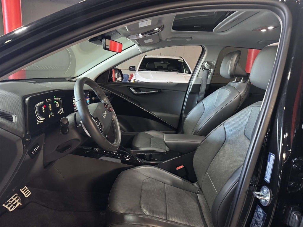 2025 Kia Niro Plug-In Hybrid SX