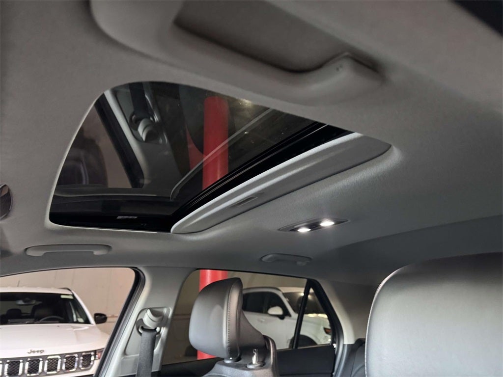 2025 Kia Niro Plug-In Hybrid SX