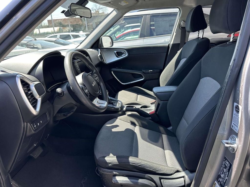 2023 Kia Soul LX