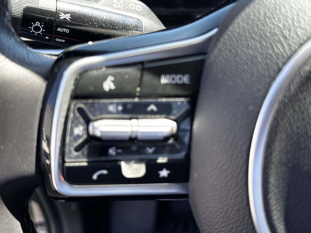 2025 Kia Carnival EX