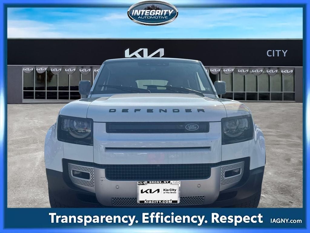 2023 Land Rover Defender 110 SE