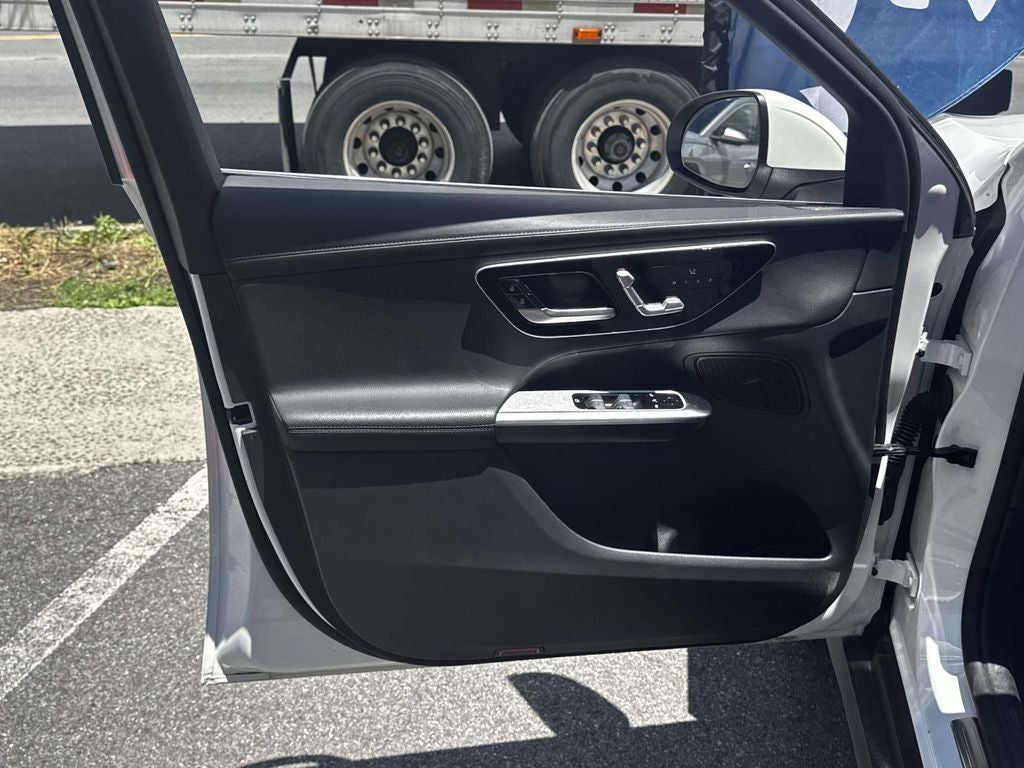 2024 Mercedes-Benz GLC GLC 300 - Photo 13