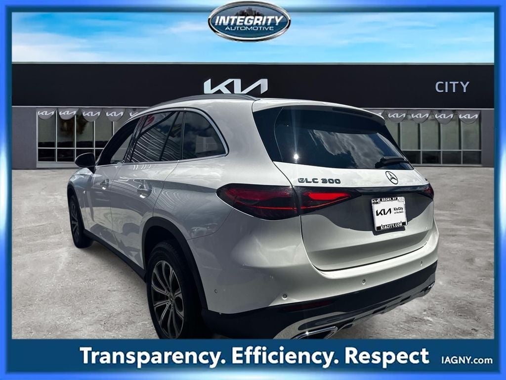 2024 Mercedes-Benz GLC GLC 300 - Photo 4
