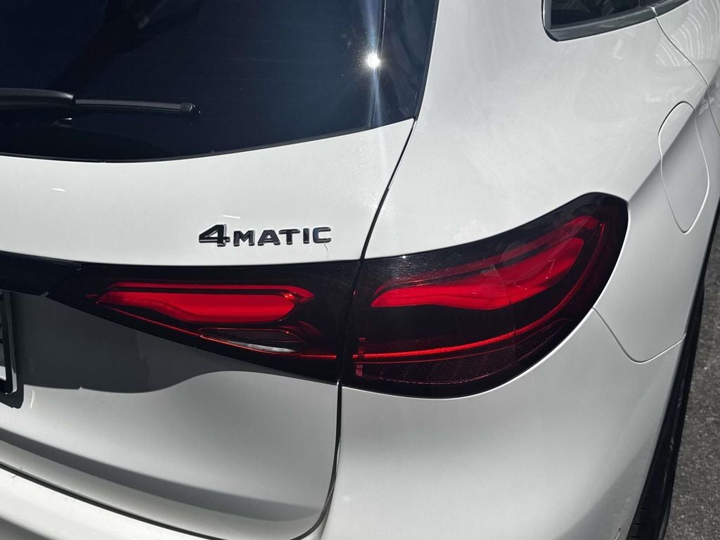 2024 Mercedes-Benz GLC GLC 300 - Photo 8