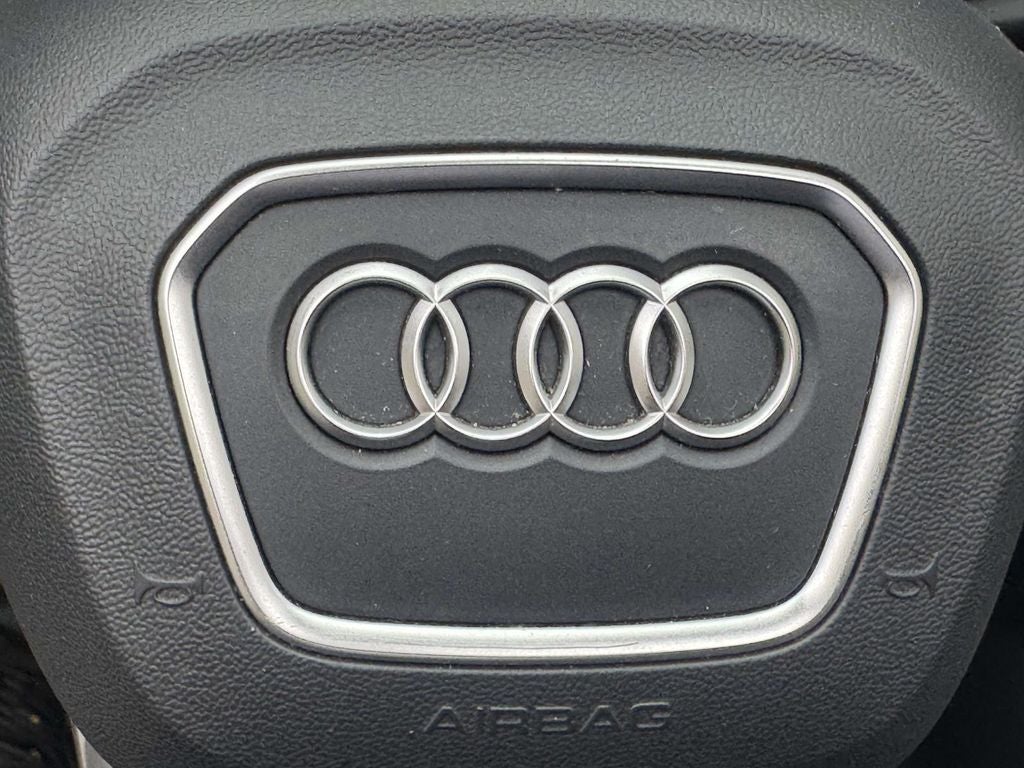 2023 Audi Q5 45 S line Premium quattro