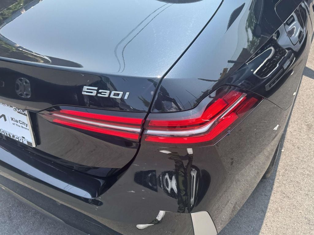 2025 BMW 5 Series 530i xDrive