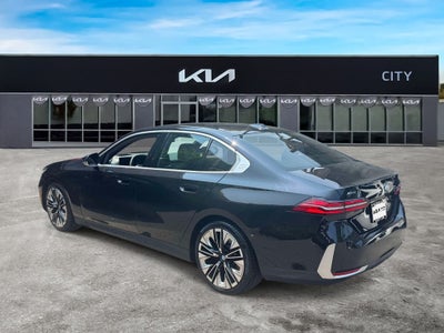 2025 BMW 5 Series 530i xDrive