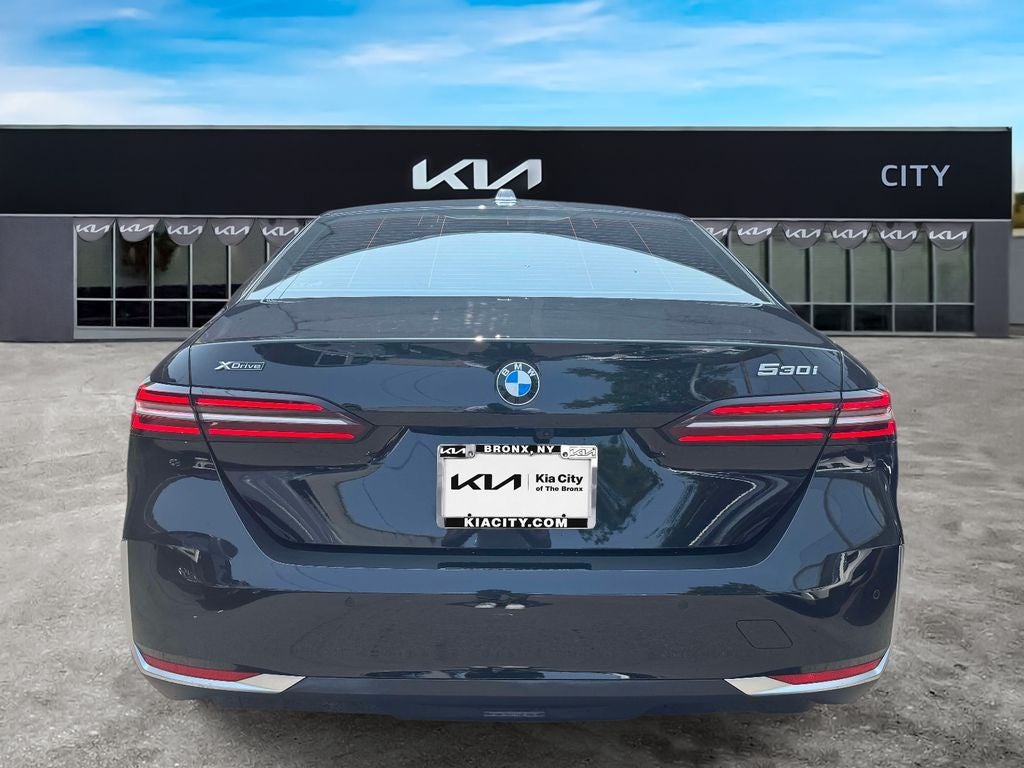 2025 BMW 5 Series 530i xDrive