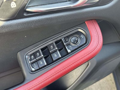 2024 Porsche Macan T