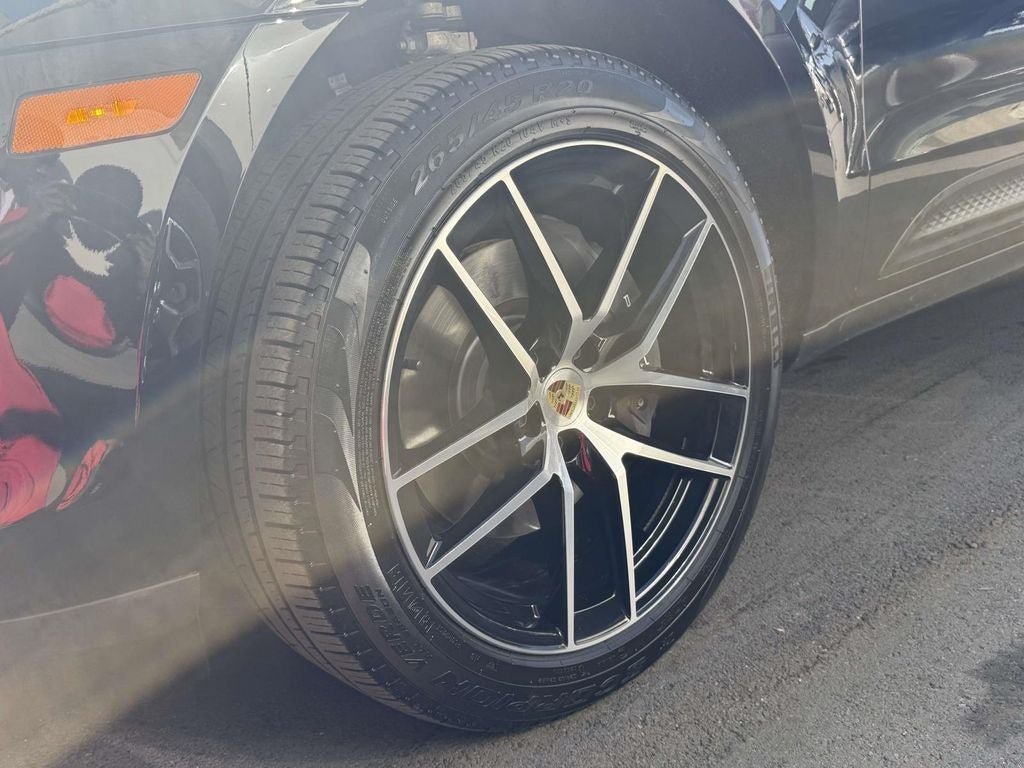 2024 Porsche Macan T