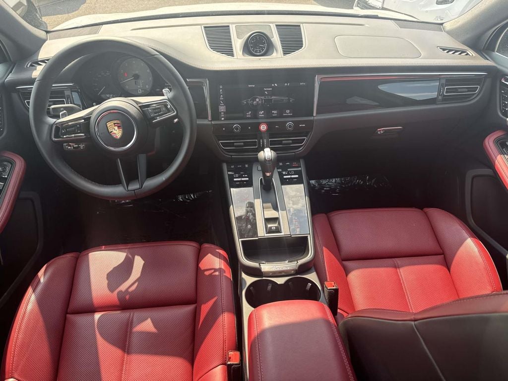 2025 Porsche Macan S