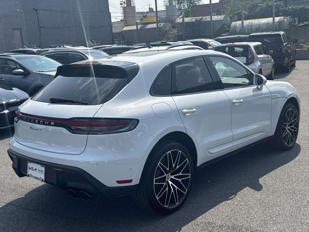 2025 Porsche Macan S
